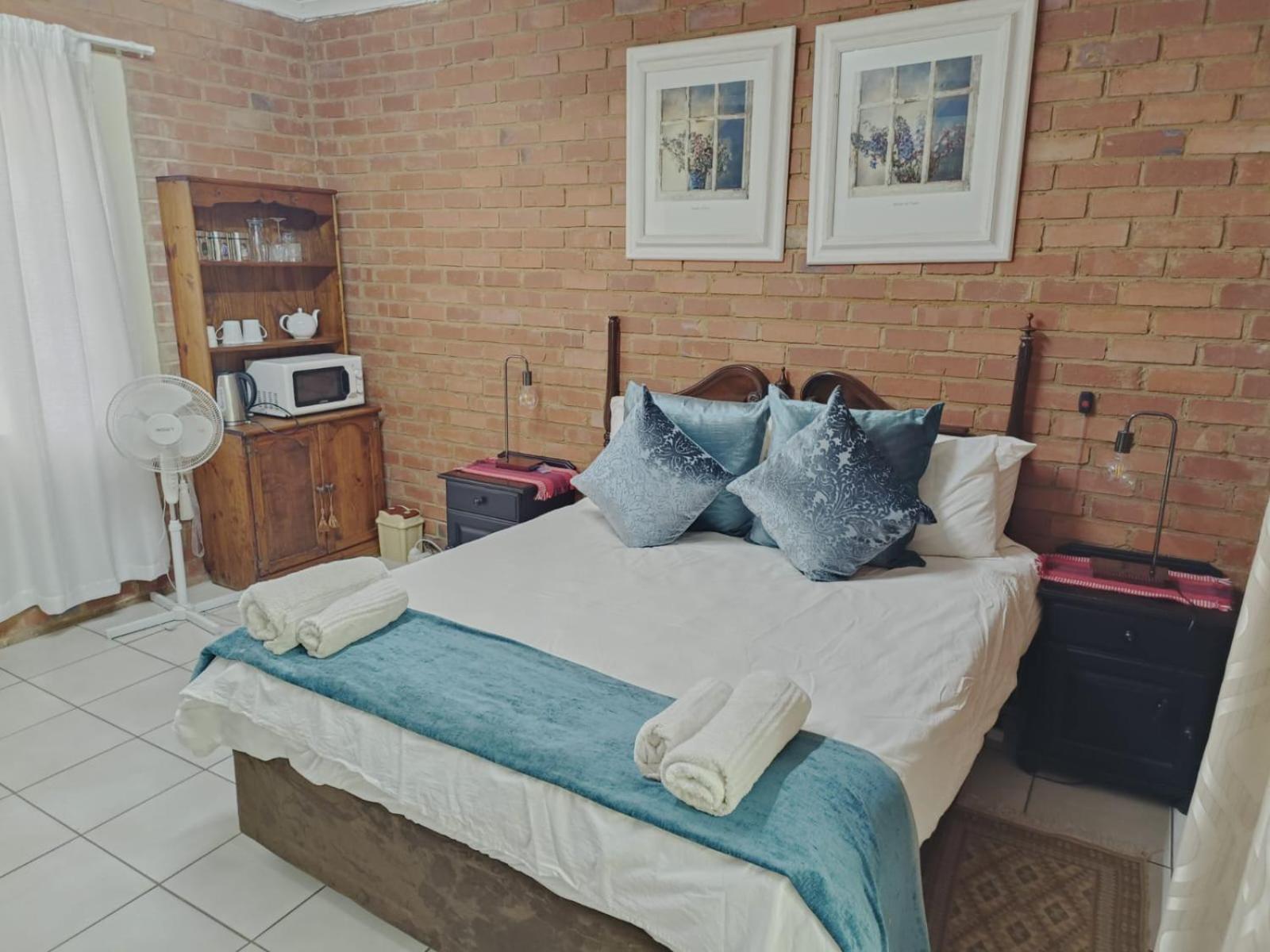 Millstream Inn Guest House Skeerpoort Room photo