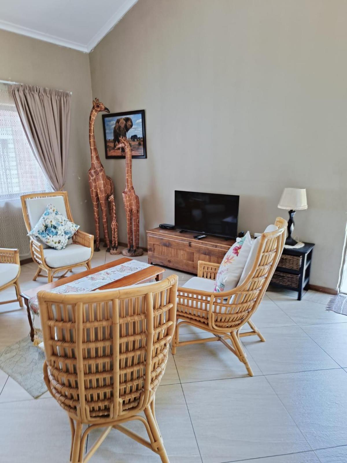 Millstream Inn Guest House Skeerpoort Room photo