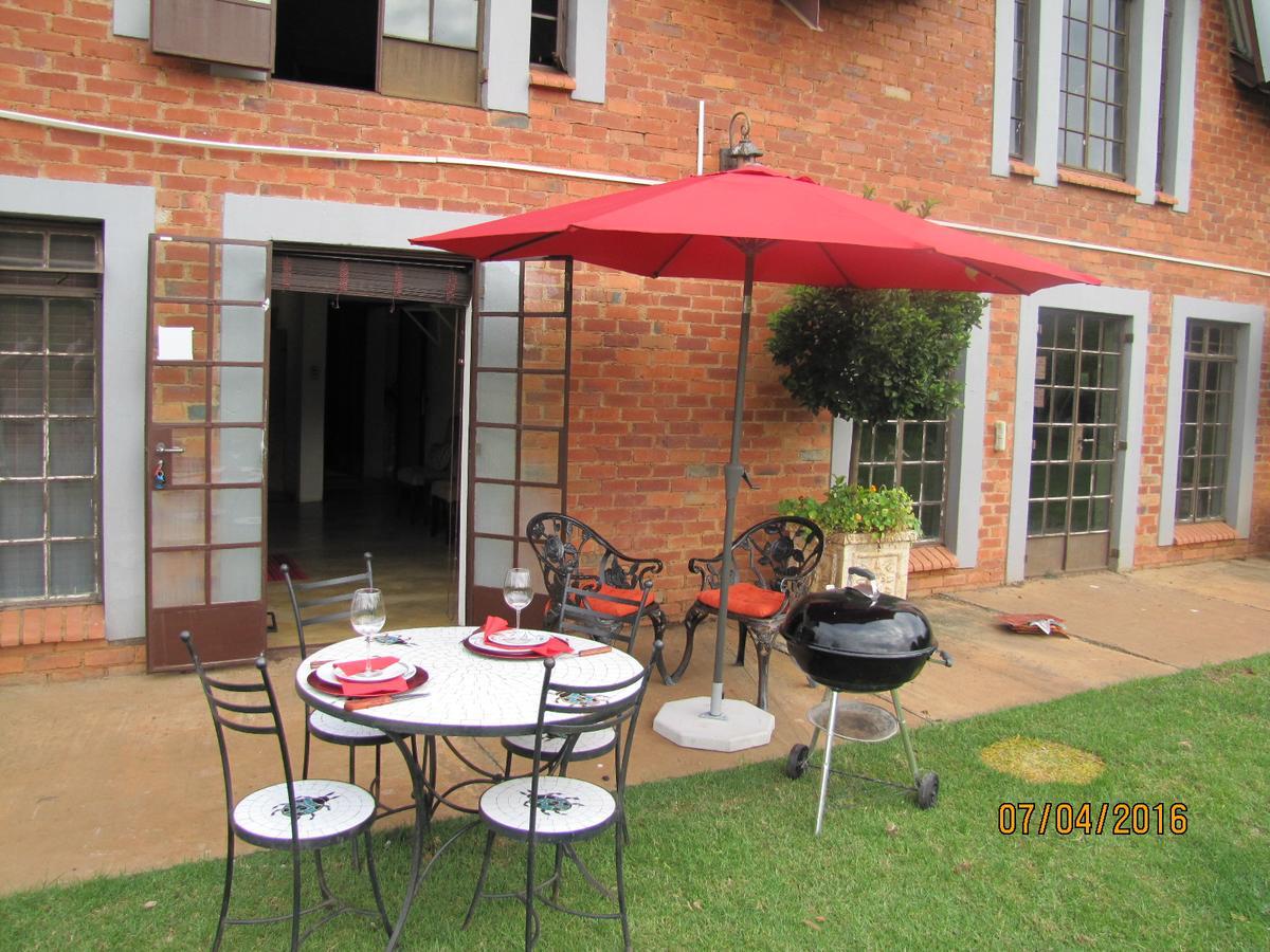 Millstream Inn Guest House Skeerpoort Exterior photo